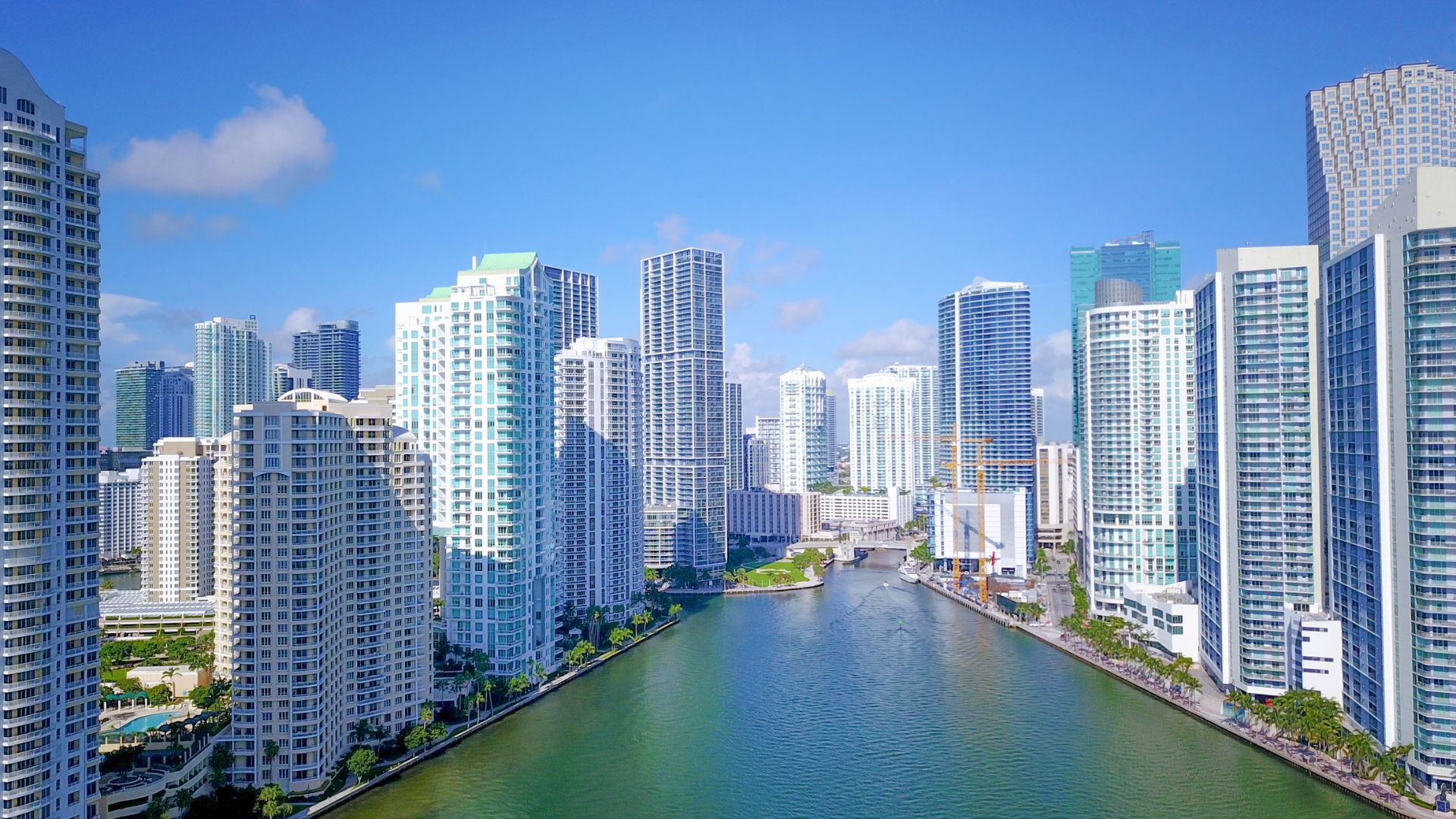 Electric Car Charges in Condos in Miami